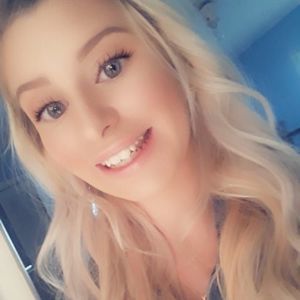 Meet your Posher, Nickie